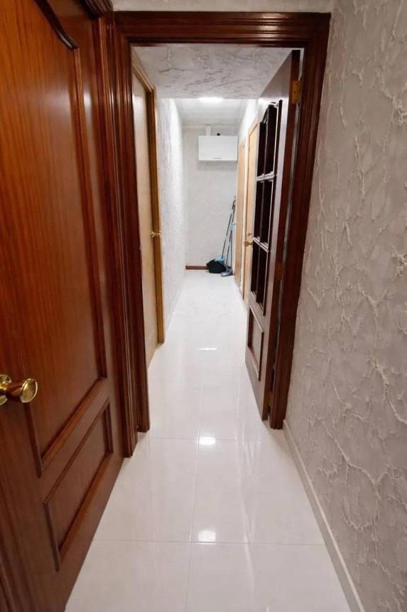 5 bedroom Flat for sale in Valencia city - € 230,000 (Ref: 9629999)