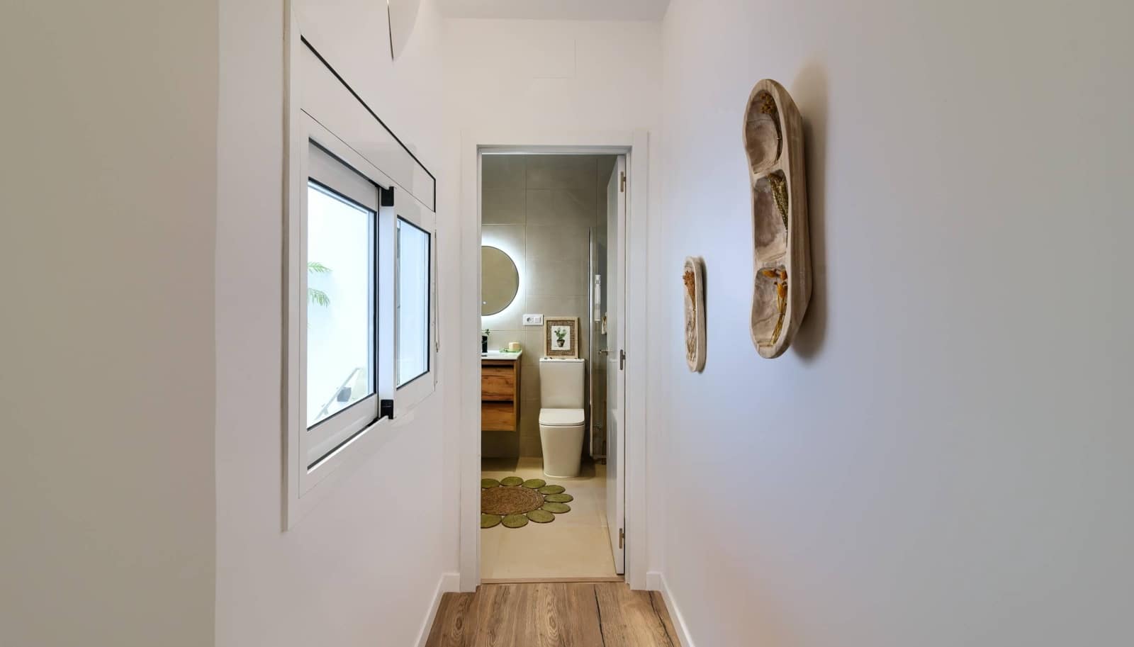 2 bedroom Flat for sale in Valencia city - € 385,000 (Ref: 9648169)