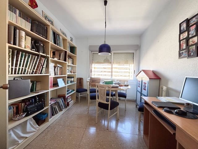 4 sovrum Lägenhet till salu i Valencia stad med garage - 840 000 € (Ref: 9648170)