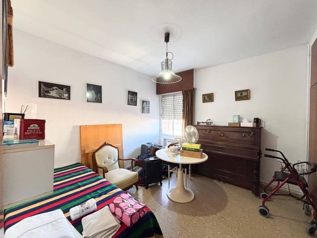 4 sovrum Lägenhet till salu i Valencia stad med garage - 840 000 € (Ref: 9648170)