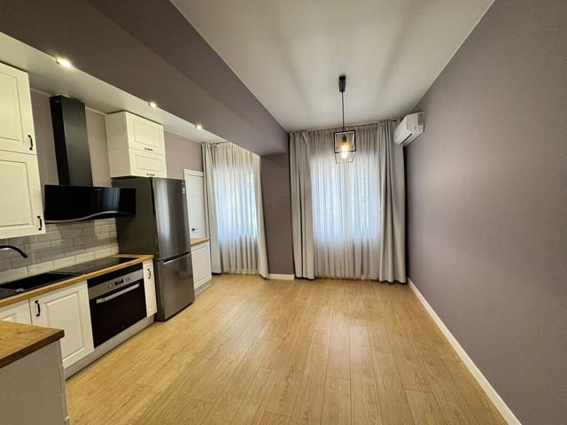 3 sovrum Lägenhet till salu i Ciutat Fallera, Valencia stad - 205 000 € (Ref: 9652026)