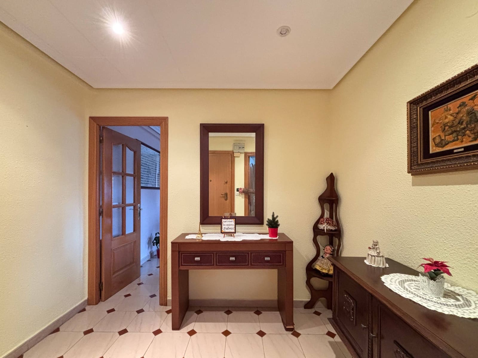 3 slaapkamer Flat te koop in Valencia stad - € 270.000 (Ref: 9656128)