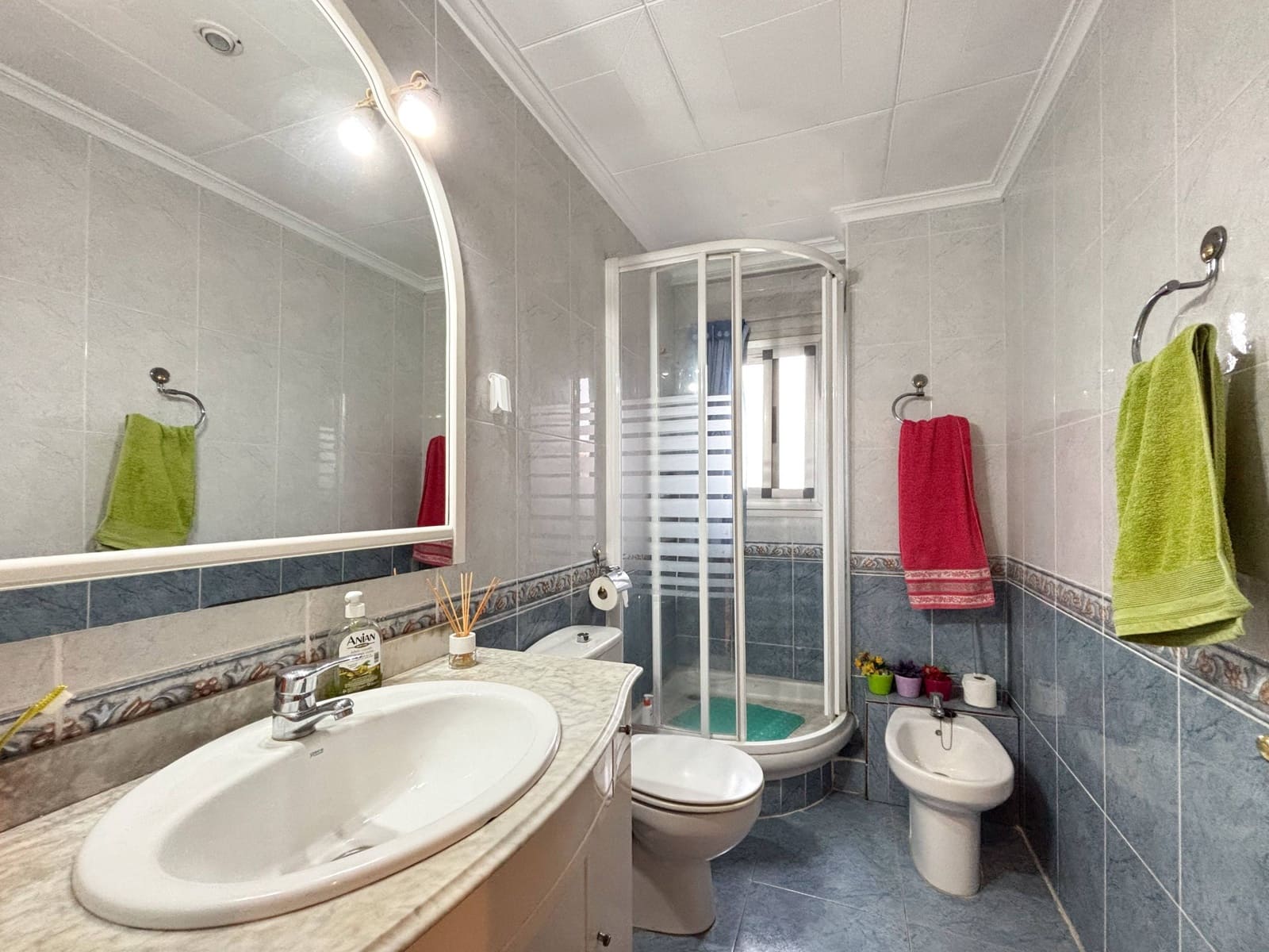 3 slaapkamer Flat te koop in Valencia stad - € 270.000 (Ref: 9656128)