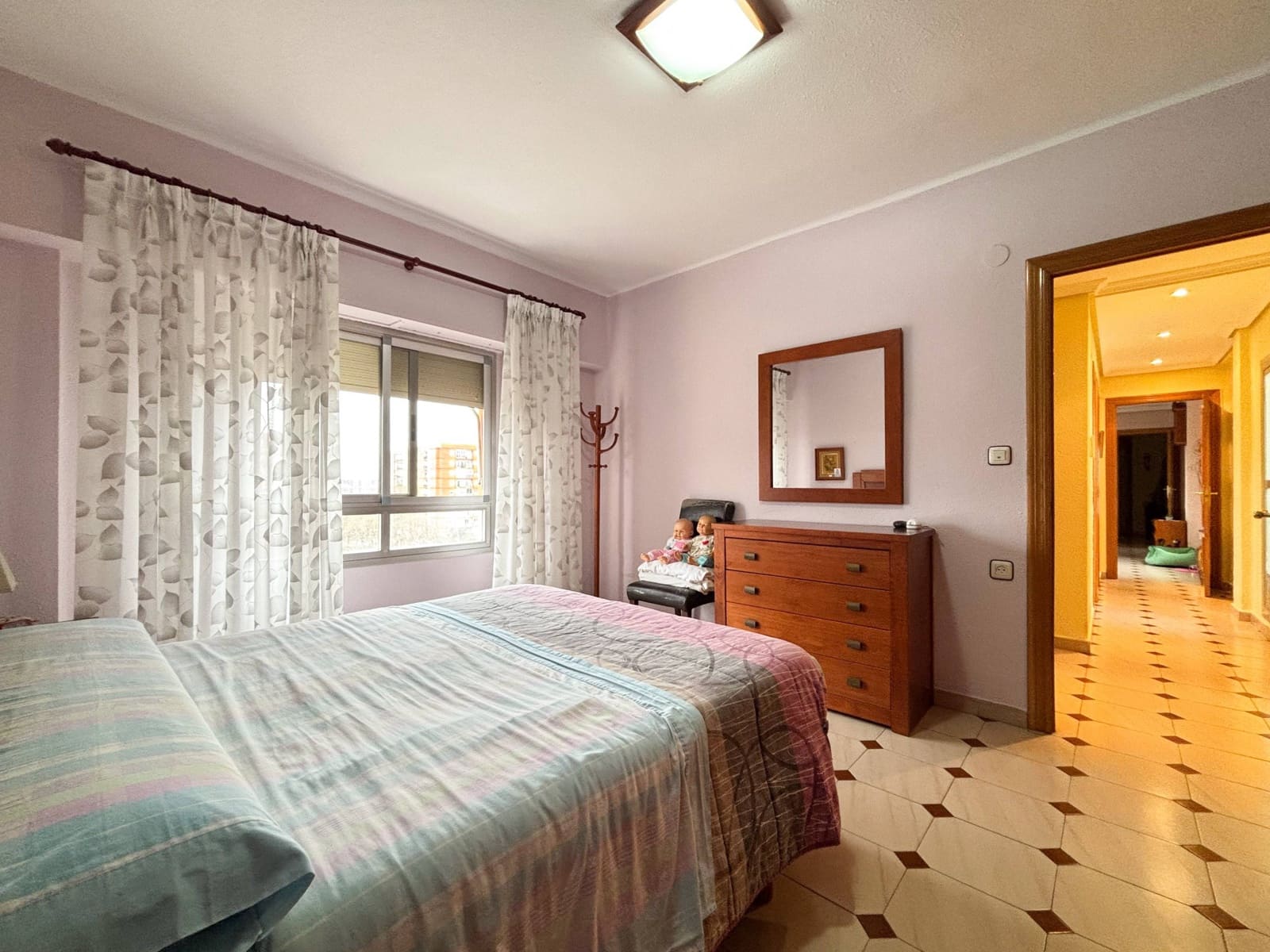 3 slaapkamer Flat te koop in Valencia stad - € 270.000 (Ref: 9656128)