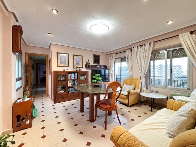 3 slaapkamer Flat te koop in Valencia stad - € 270.000 (Ref: 9656128)