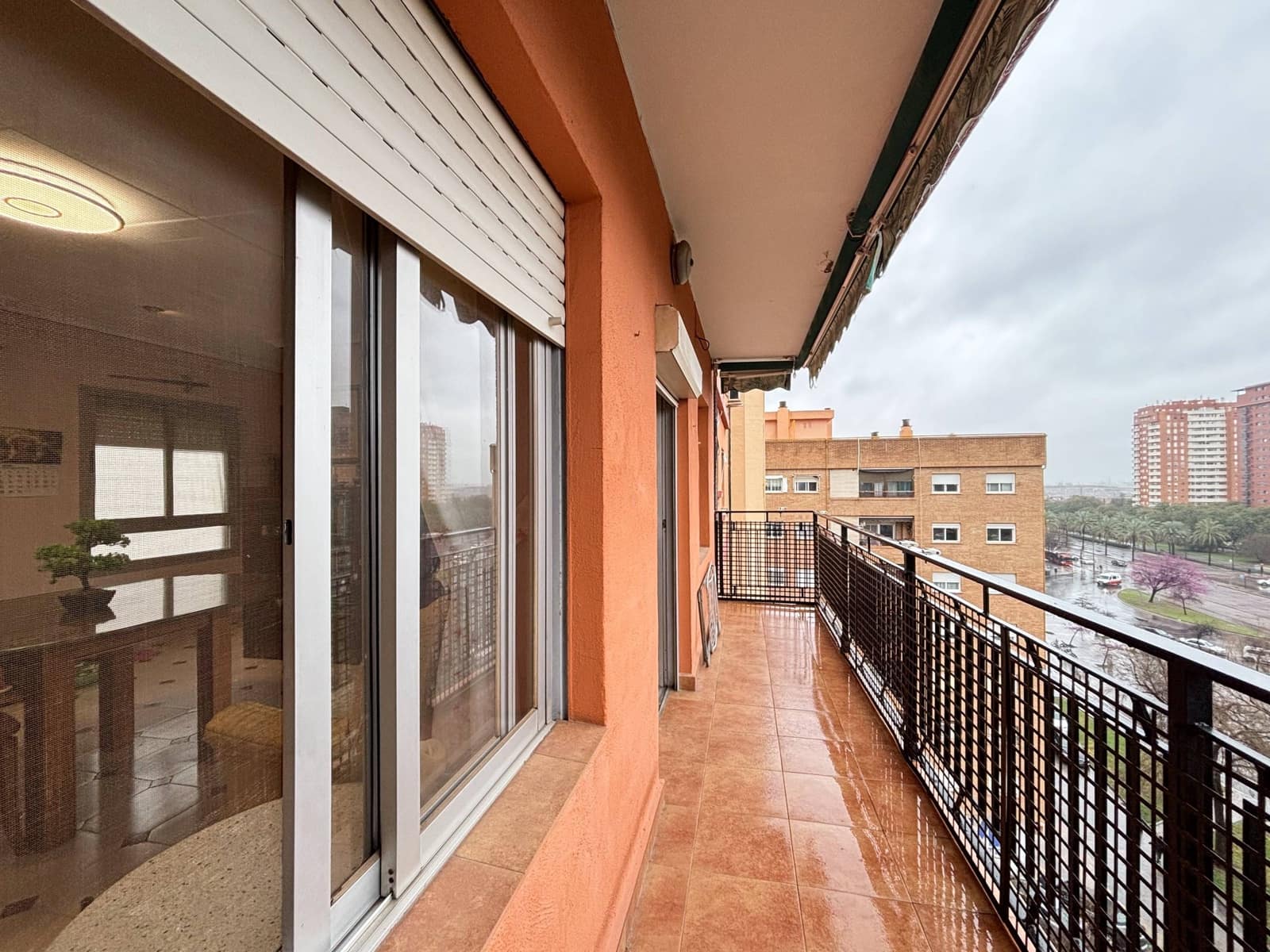 3 slaapkamer Flat te koop in Valencia stad - € 270.000 (Ref: 9656128)