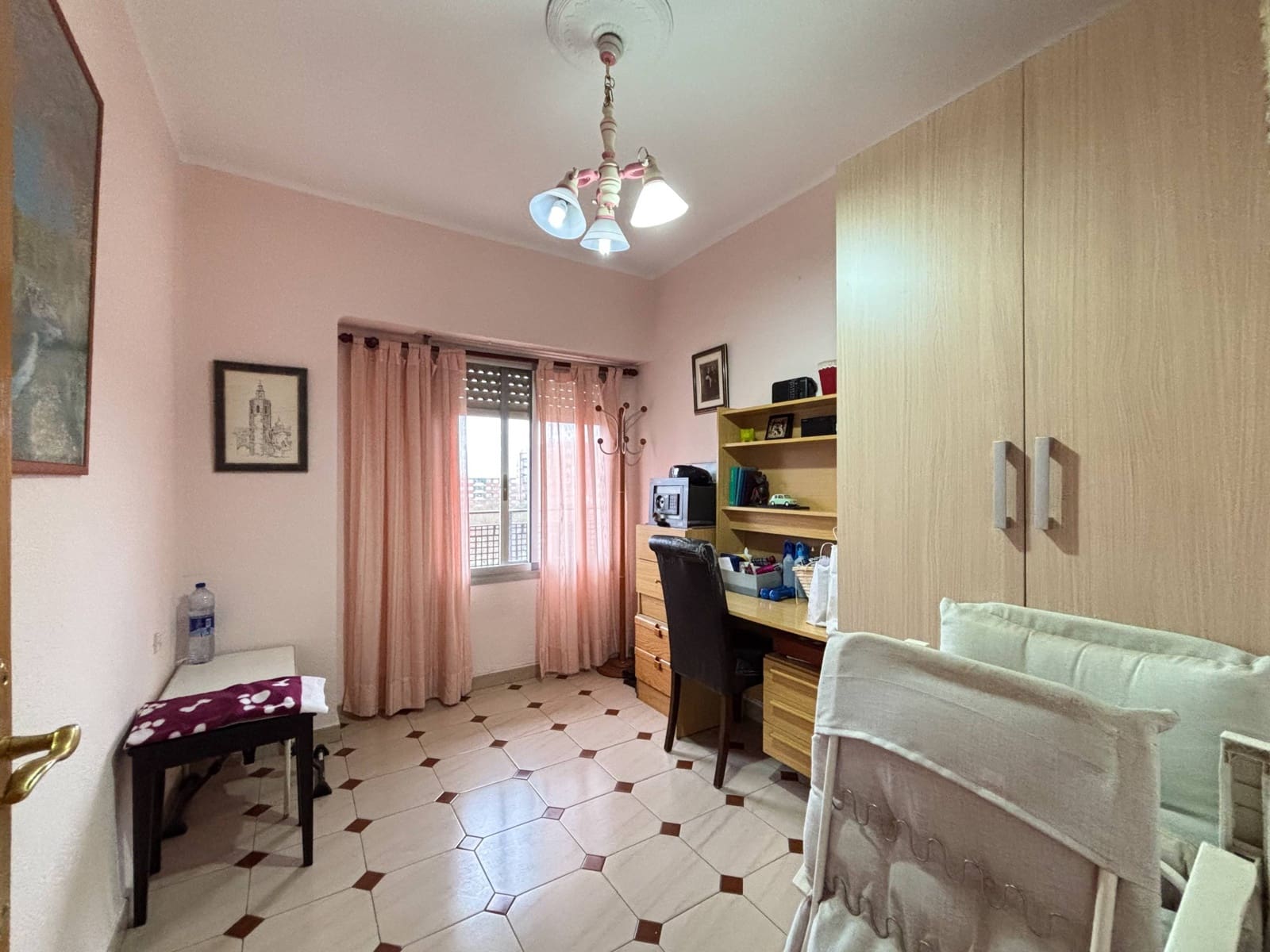 3 slaapkamer Flat te koop in Valencia stad - € 270.000 (Ref: 9656128)