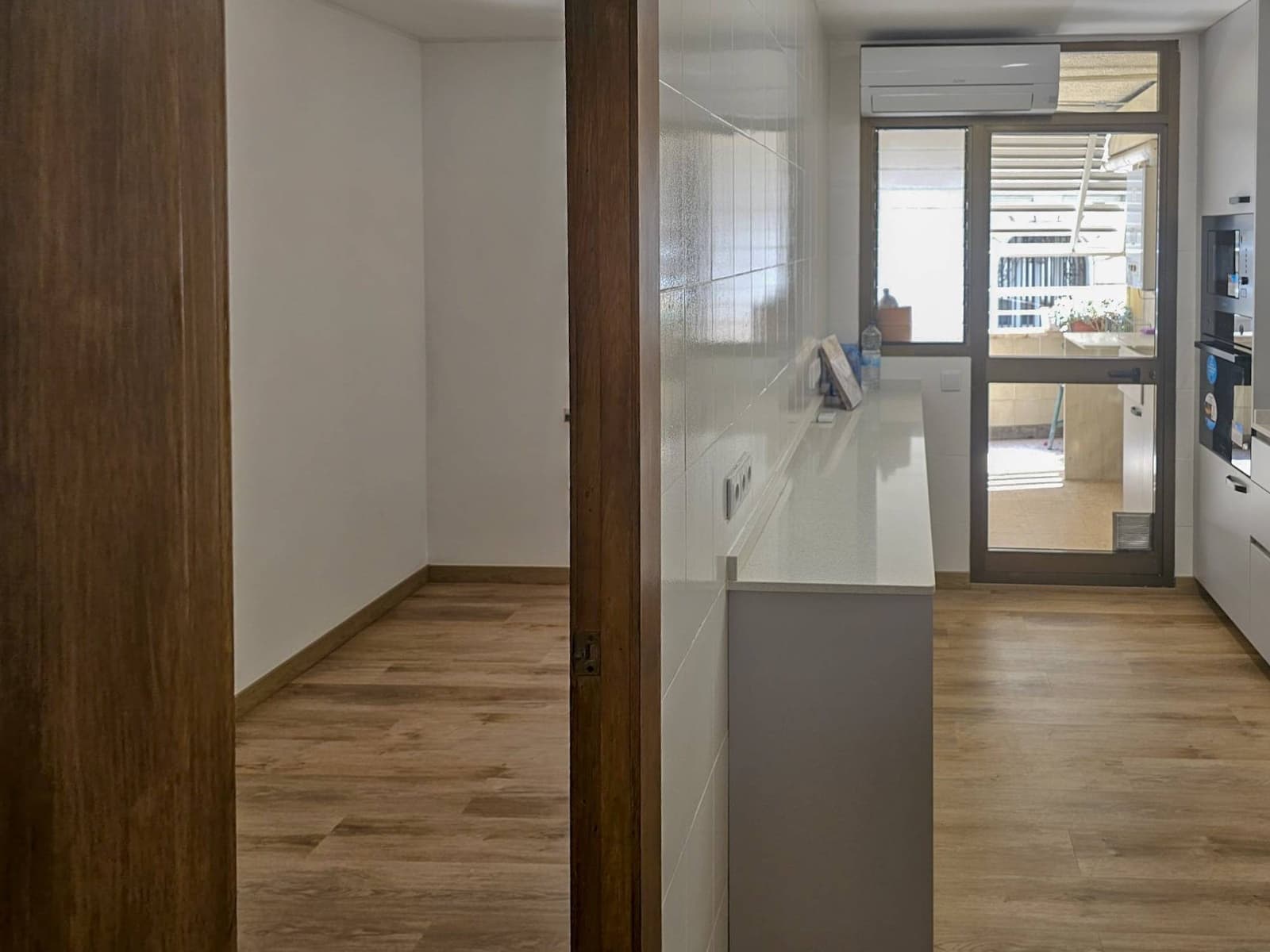 5 soveværelse Lejlighed til leje i Valencia by - € 2.800 (Ref: 9656129)