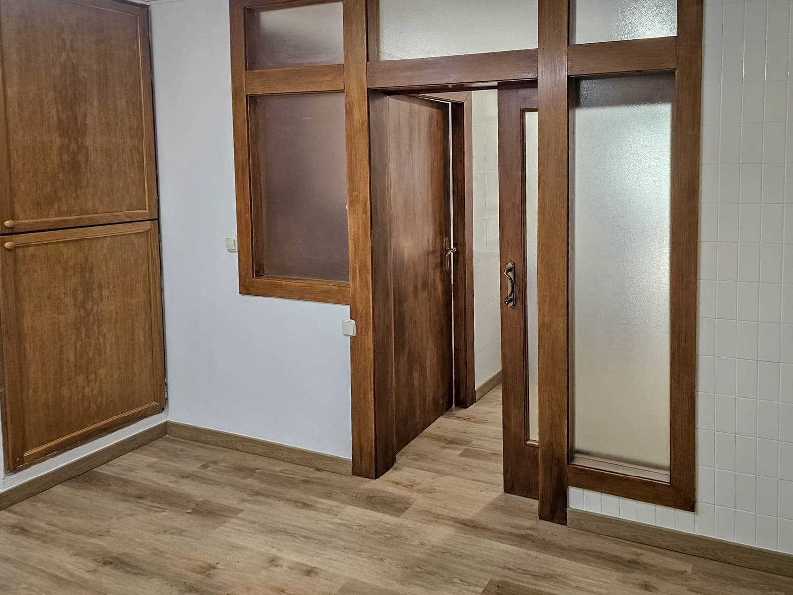 5 soveværelse Lejlighed til leje i Valencia by - € 2.800 (Ref: 9656129)