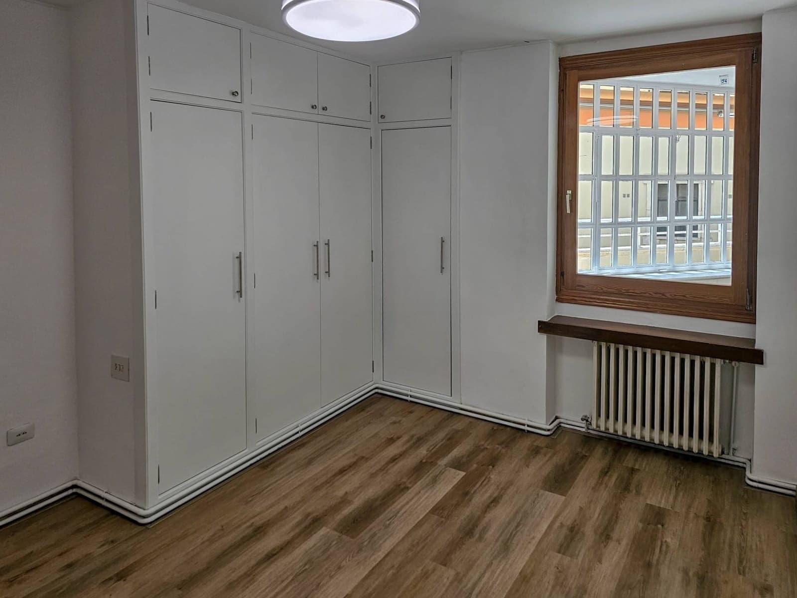 5 soveværelse Lejlighed til leje i Valencia by - € 2.800 (Ref: 9656129)