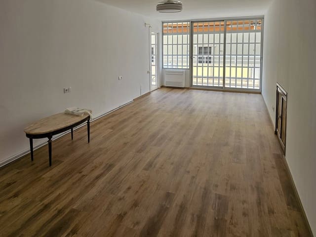 5 soveværelse Lejlighed til leje i Ciutat Vella, Valencia by - € 2.800 (Ref: 9656129)