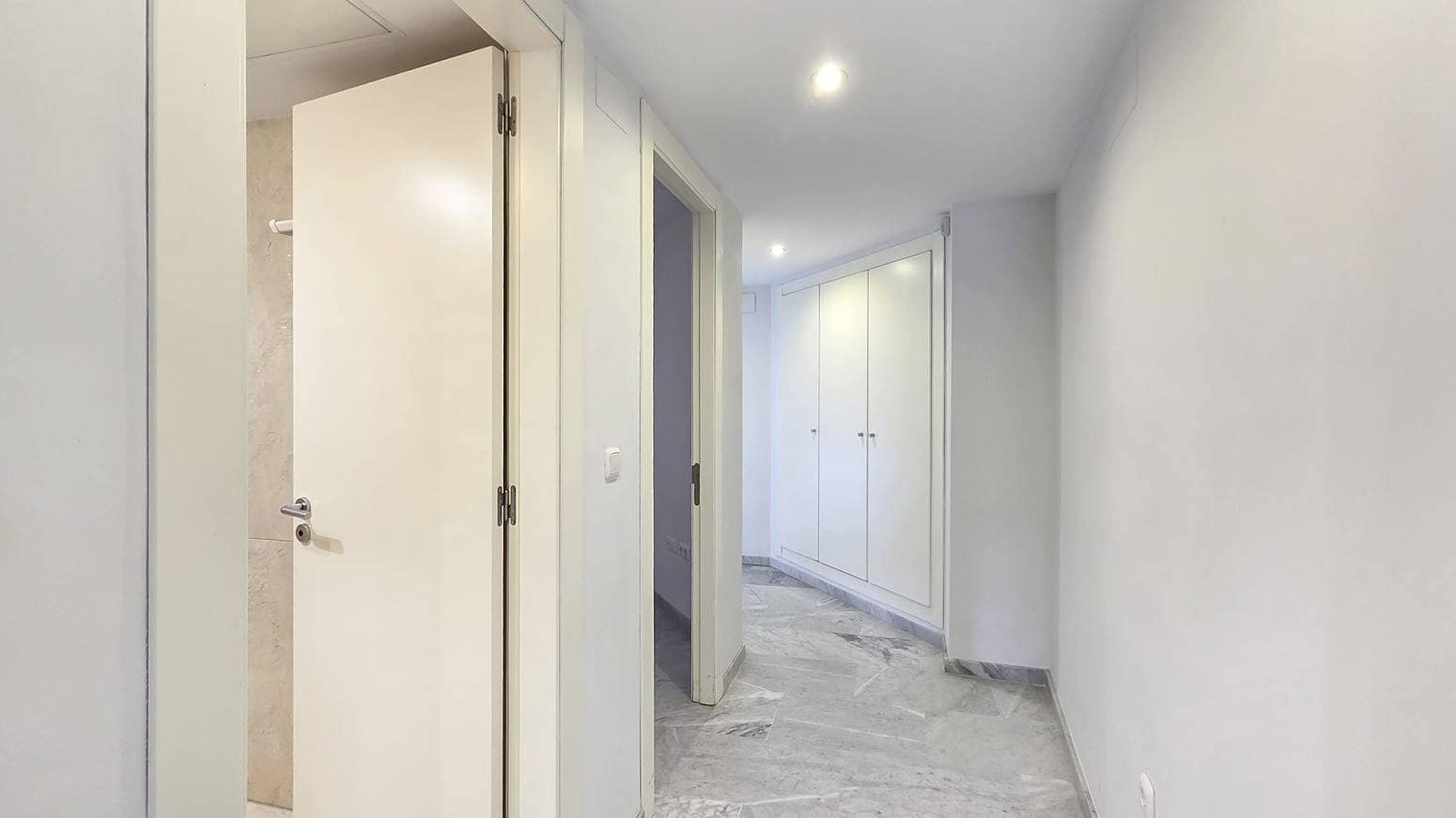 Piso de 6 habitaciones en València ciudad en venta con garaje - 820.000 € (Ref: 9656130)