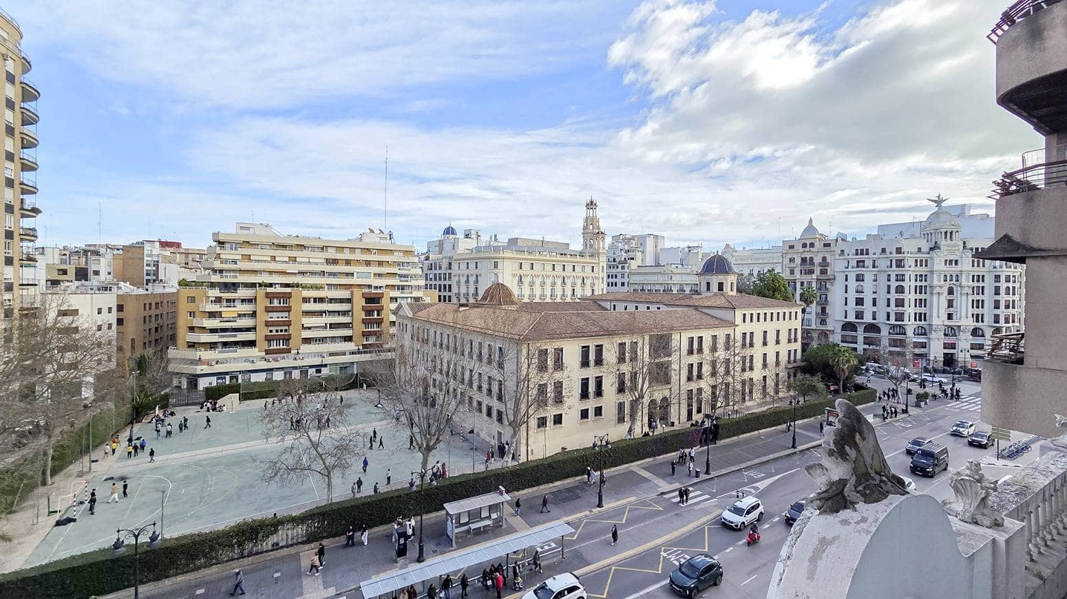 Piso de 6 habitaciones en València ciudad en venta con garaje - 820.000 € (Ref: 9656130)