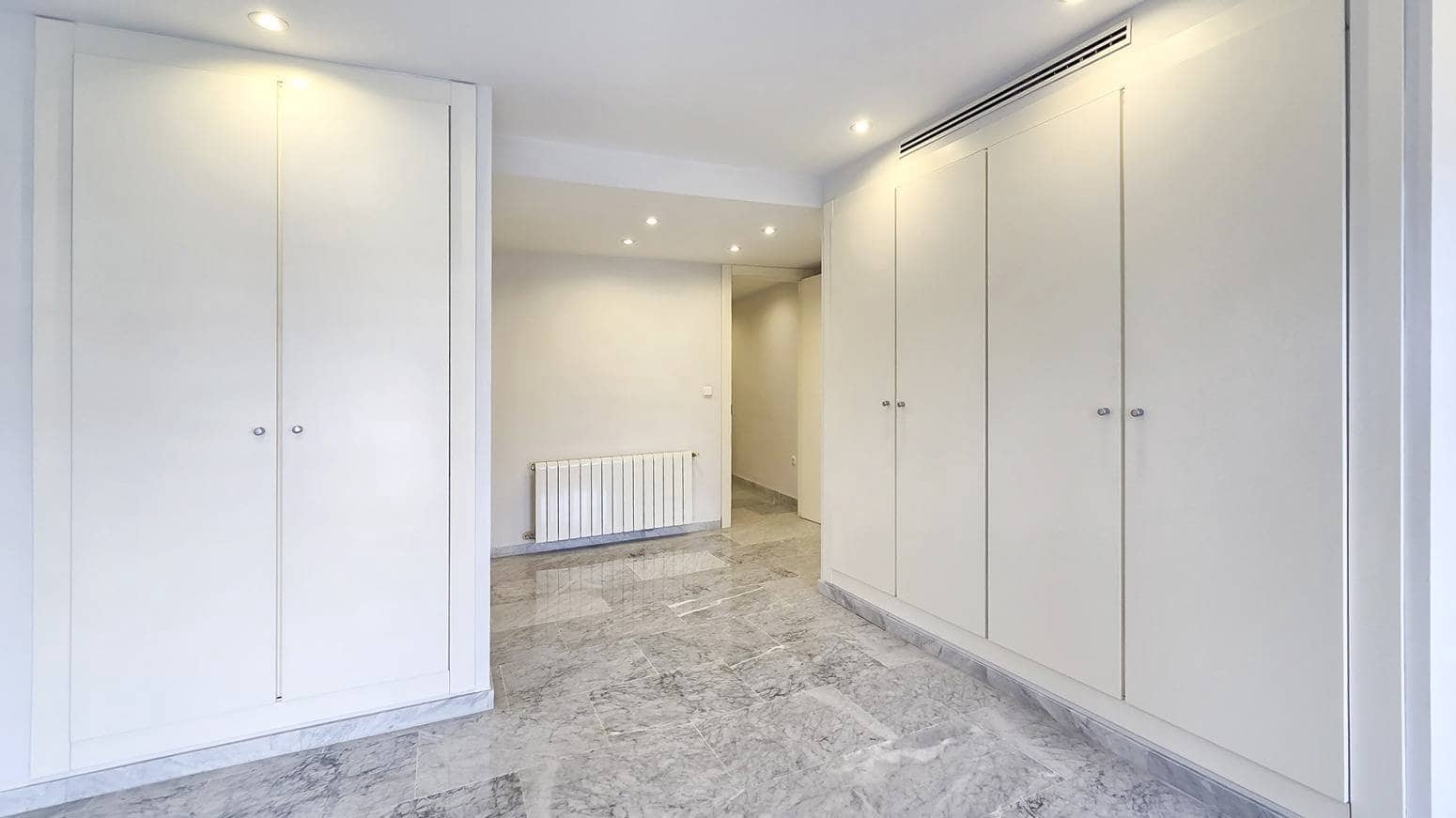 6 soverom Leilighet til salgs i Valencia by med garasje - € 820 000 (Ref: 9656130)