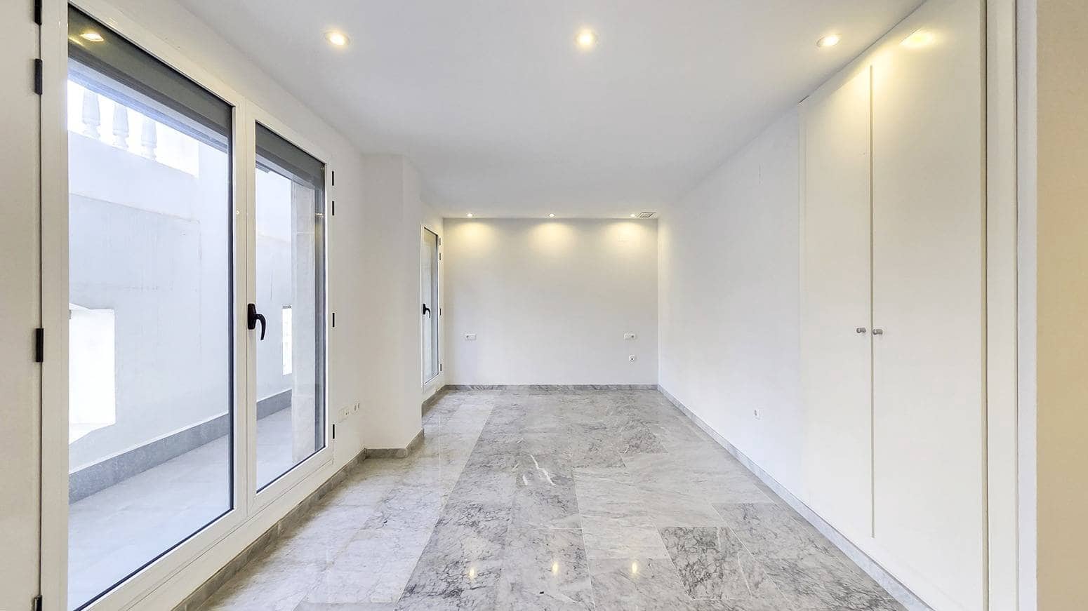 6 soverom Leilighet til salgs i Valencia by med garasje - € 820 000 (Ref: 9656130)