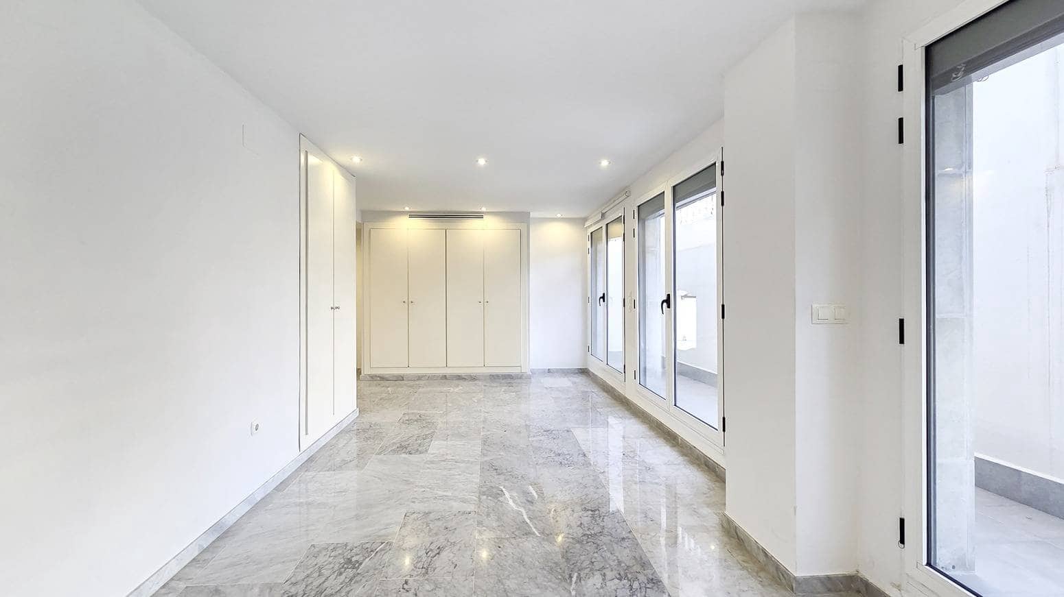 6 soverom Leilighet til salgs i Valencia by med garasje - € 820 000 (Ref: 9656130)