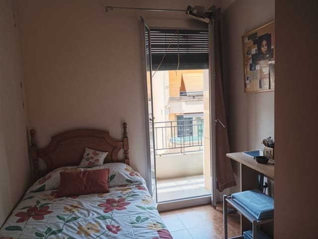 3 chambre Appartement à vendre à Burjassot - 122 000 € (Ref: 9666530)