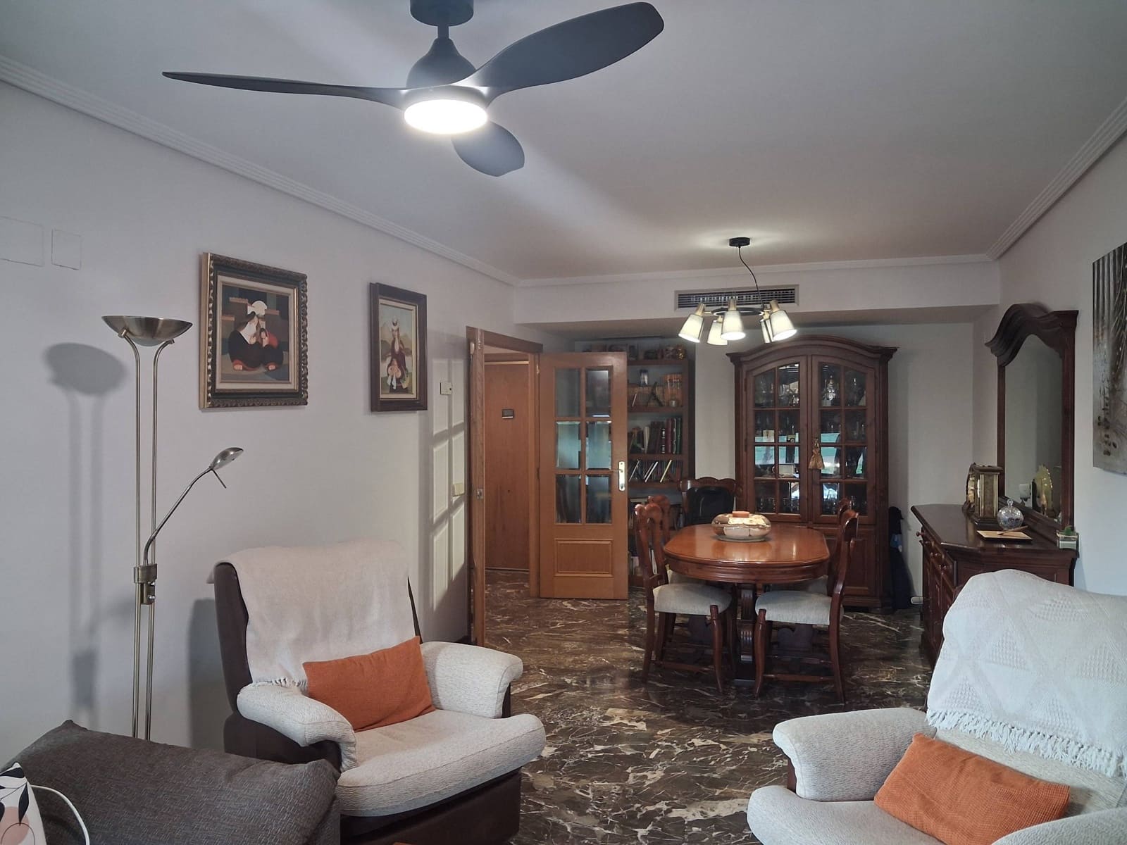 4 Zimmer Wohnung zu verkaufen in Valencia Stadt mit Pool Garage - 599.000 € (Ref: 9670665)