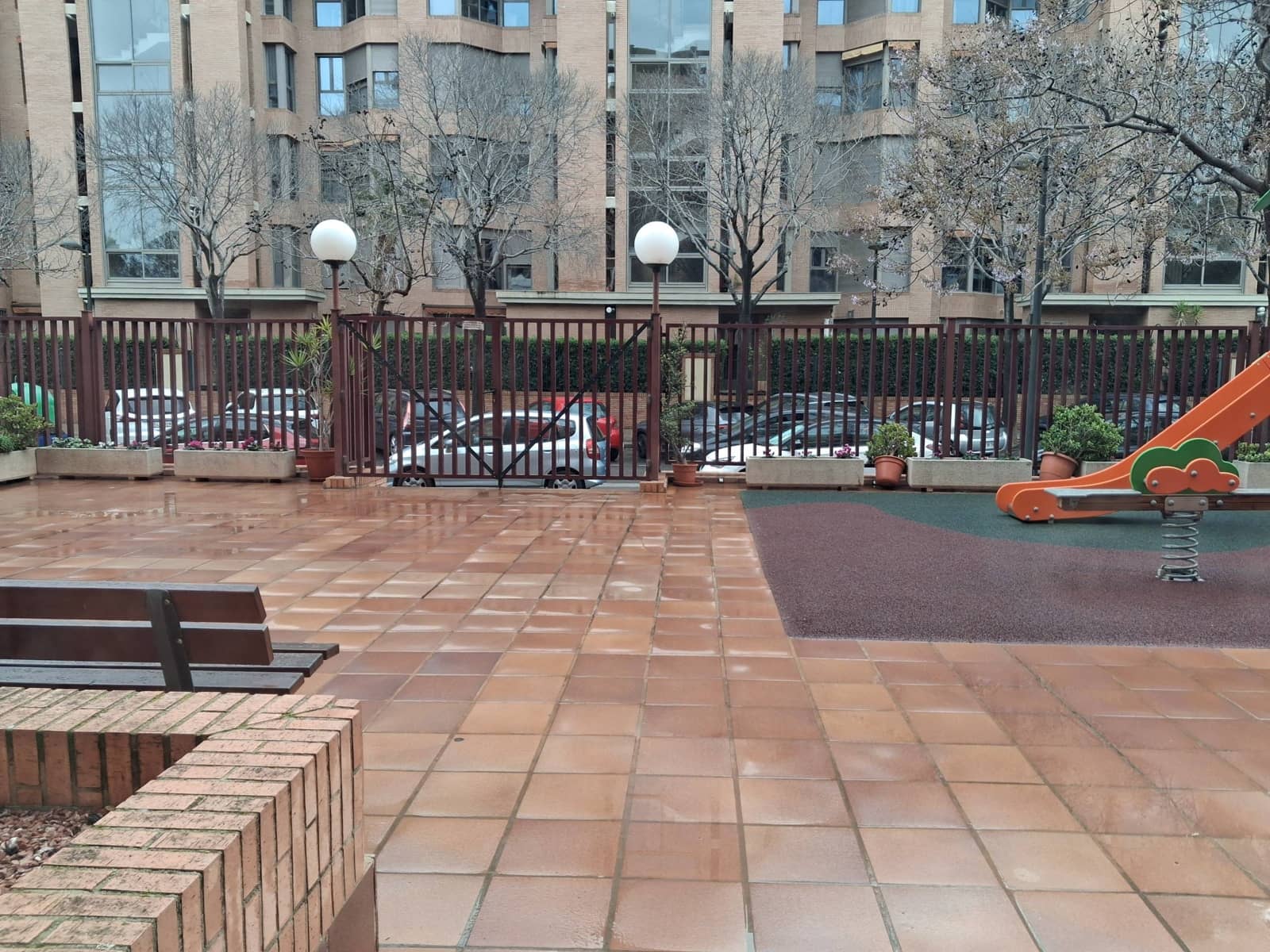 4 Zimmer Wohnung zu verkaufen in Valencia Stadt mit Pool Garage - 599.000 € (Ref: 9670665)