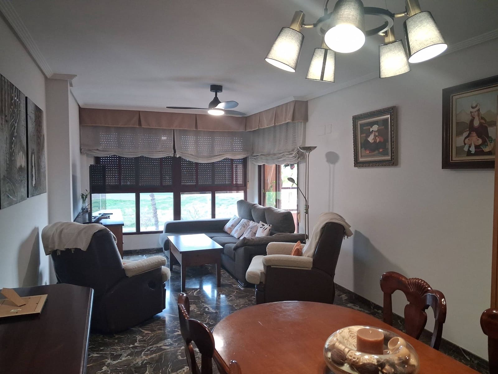 4 Zimmer Wohnung zu verkaufen in Valencia Stadt mit Pool Garage - 599.000 € (Ref: 9670665)