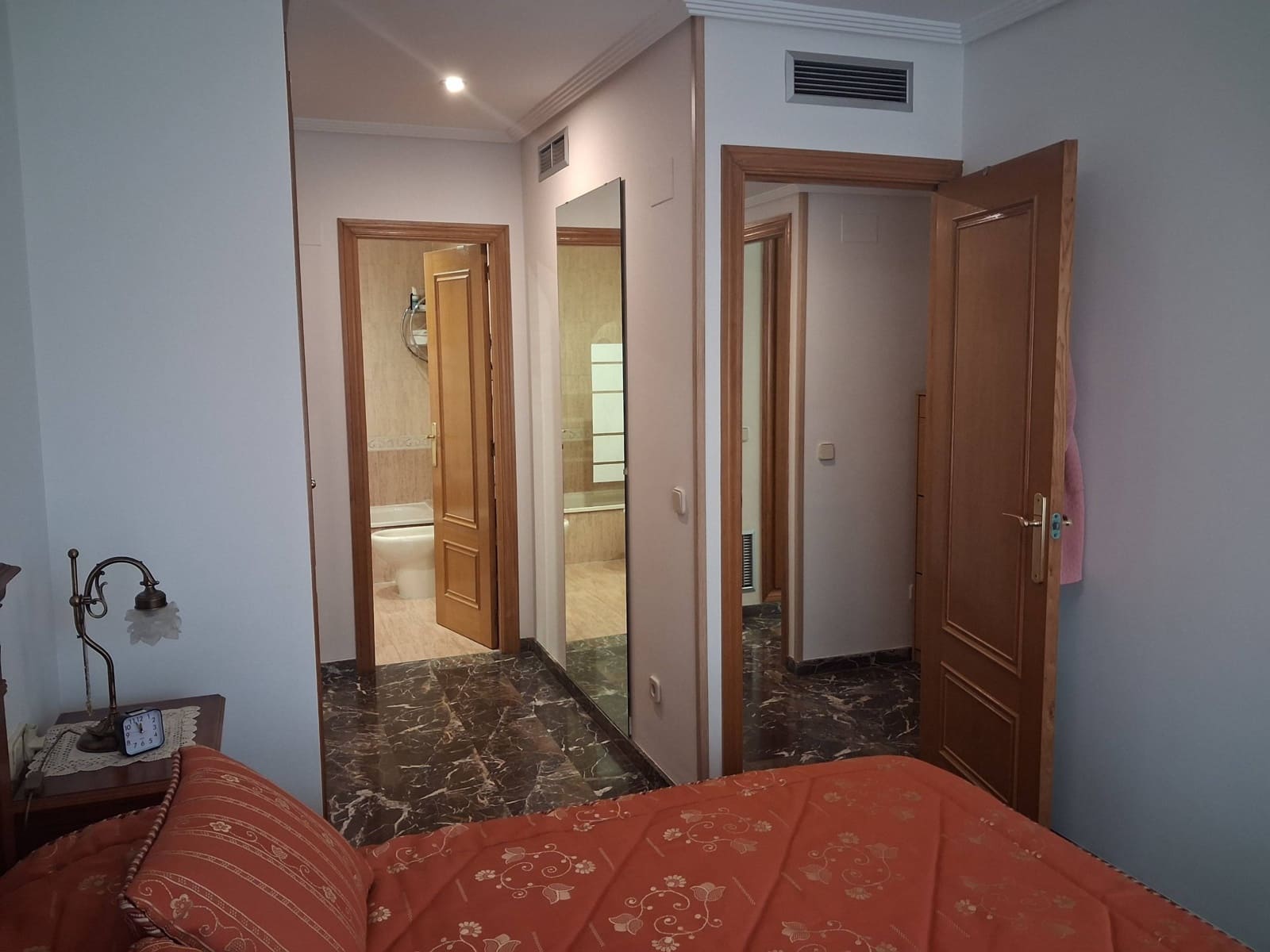 4 Zimmer Wohnung zu verkaufen in Valencia Stadt mit Pool Garage - 599.000 € (Ref: 9670665)