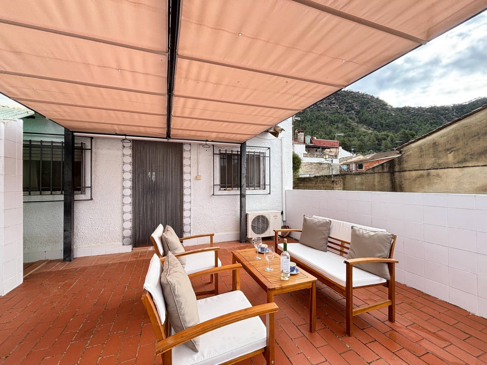 3 bedroom Finca/Country House for sale in Marines with garage - € 154,000 (Ref: 9677508)