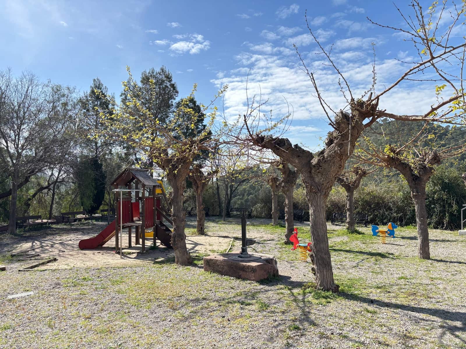 3 bedroom Finca/Country House for sale in Marines with garage - € 154,000 (Ref: 9677508)