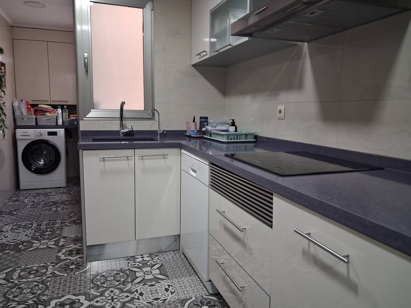 3 sypialnia Mieszkanie na sprzedaż w Miasto Walencja z garażem - 375 000 € (Ref: 9679883)