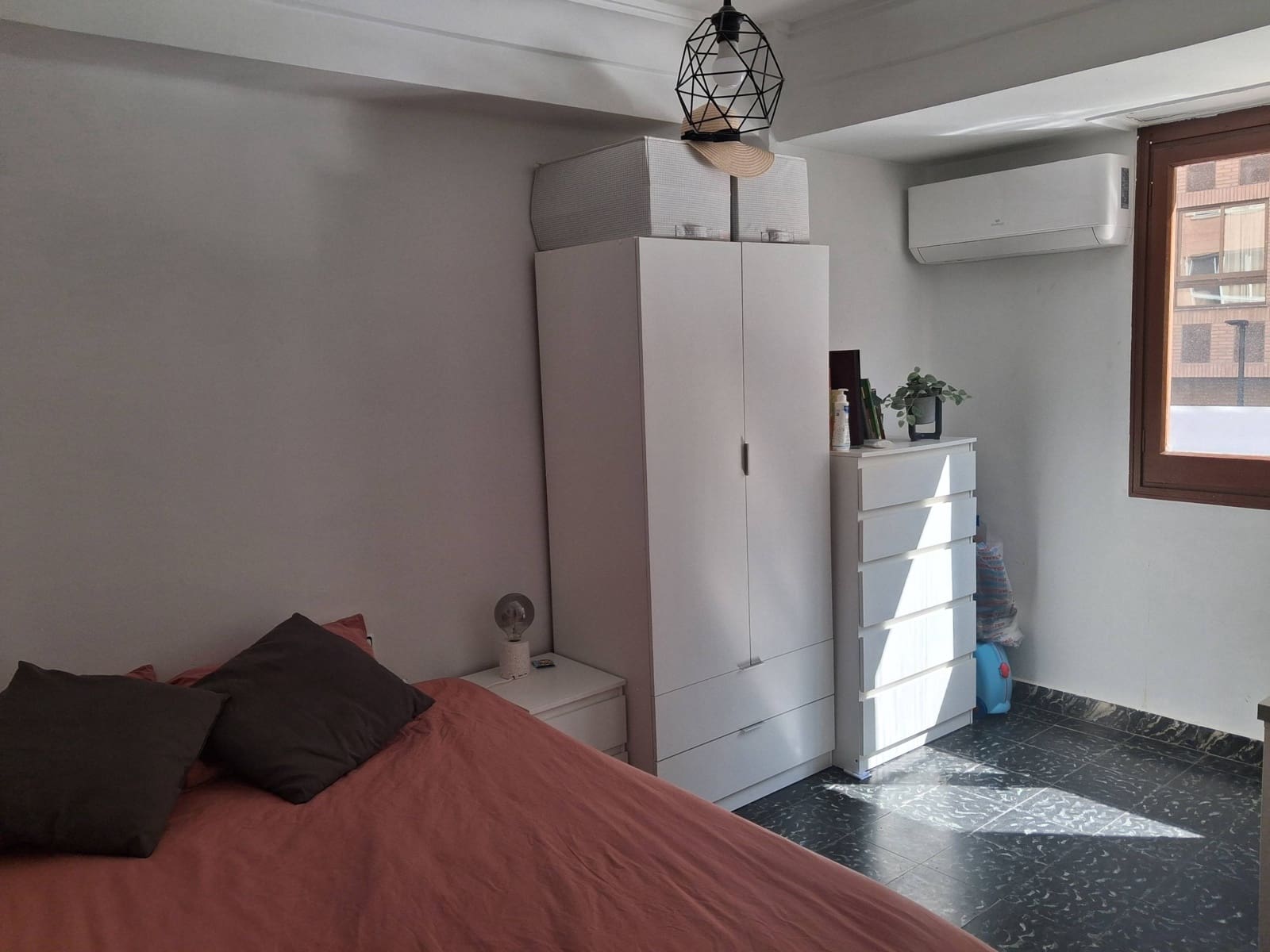 Piso de 3 habitaciones en València ciudad en venta - 285.000 € (Ref: 9686466)