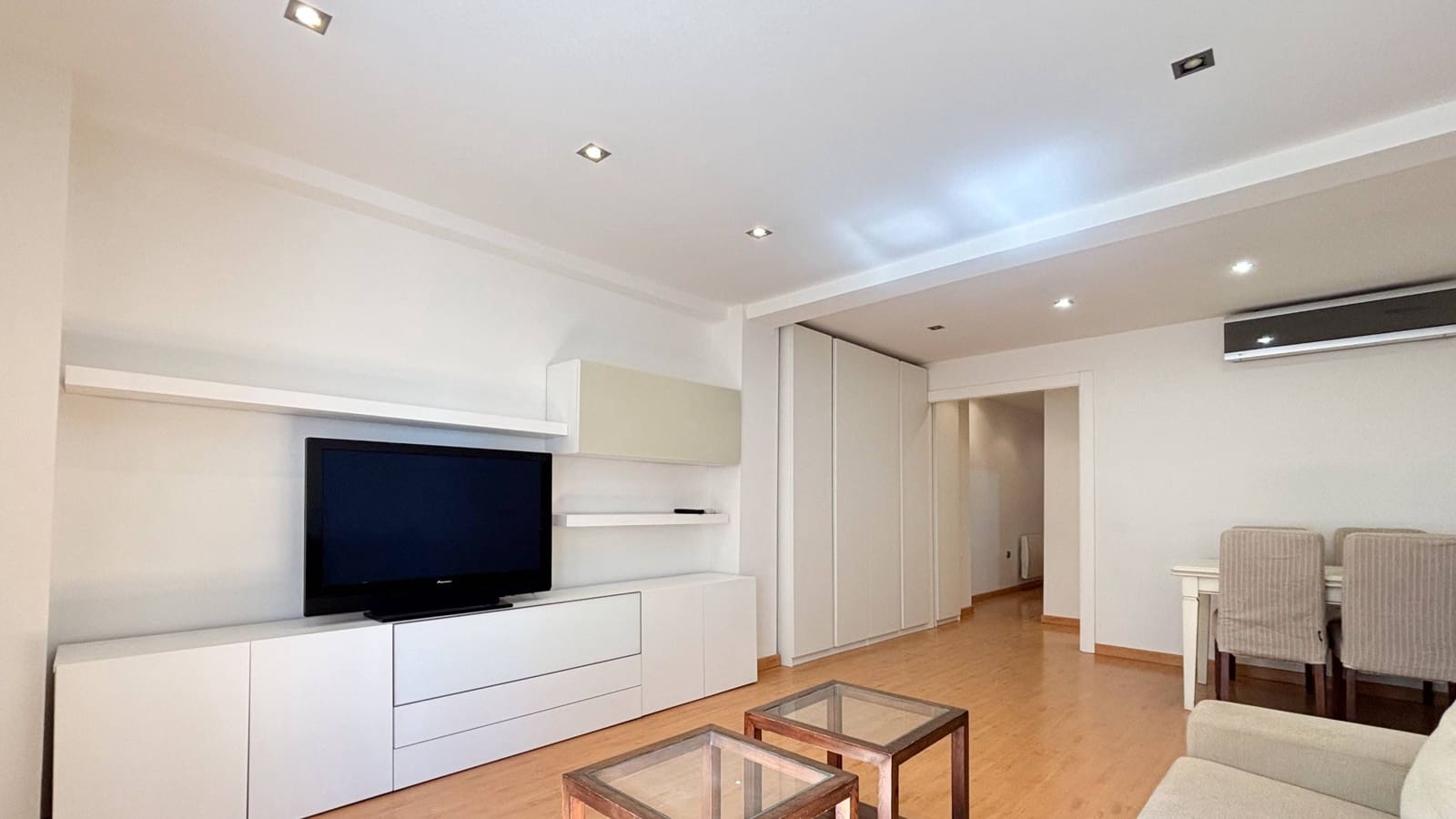 Piso de 2 habitaciones en València ciudad en venta - 340.000 € (Ref: 9738581)