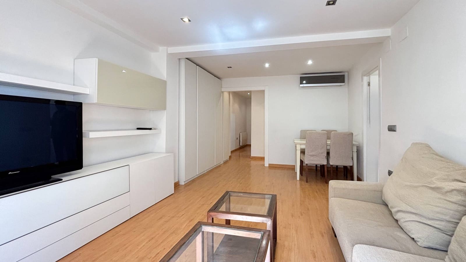 Piso de 2 habitaciones en València ciudad en venta - 340.000 € (Ref: 9738581)