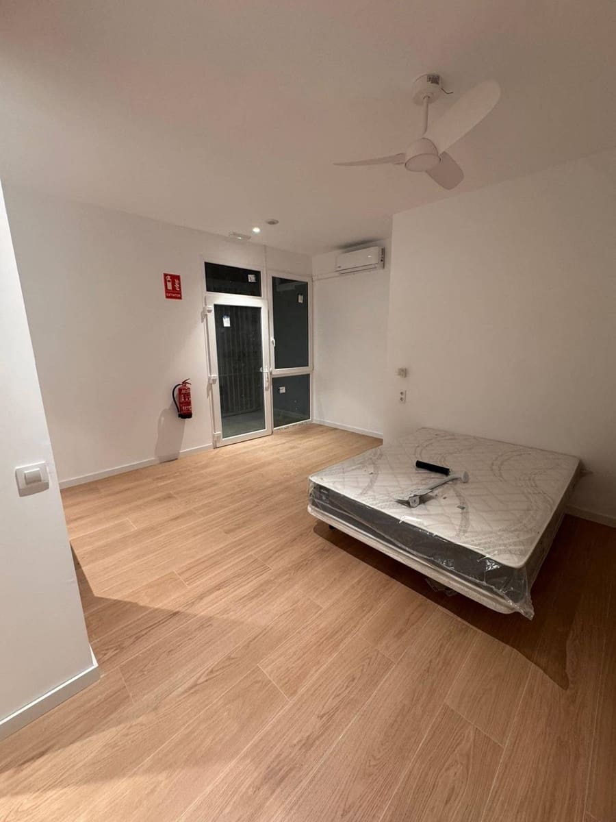 1 sypialnia Apartament na sprzedaż w Miasto Walencja - 749 900 € (Ref: 9773084)