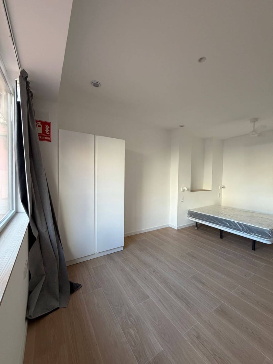 1 sypialnia Apartament na sprzedaż w Miasto Walencja - 749 900 € (Ref: 9773084)