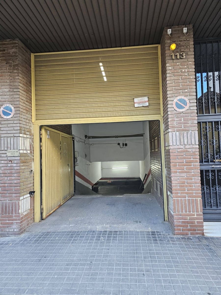 Garaż na sprzedaż w Miasto Walencja - 28 000 € (Ref: 9780581)