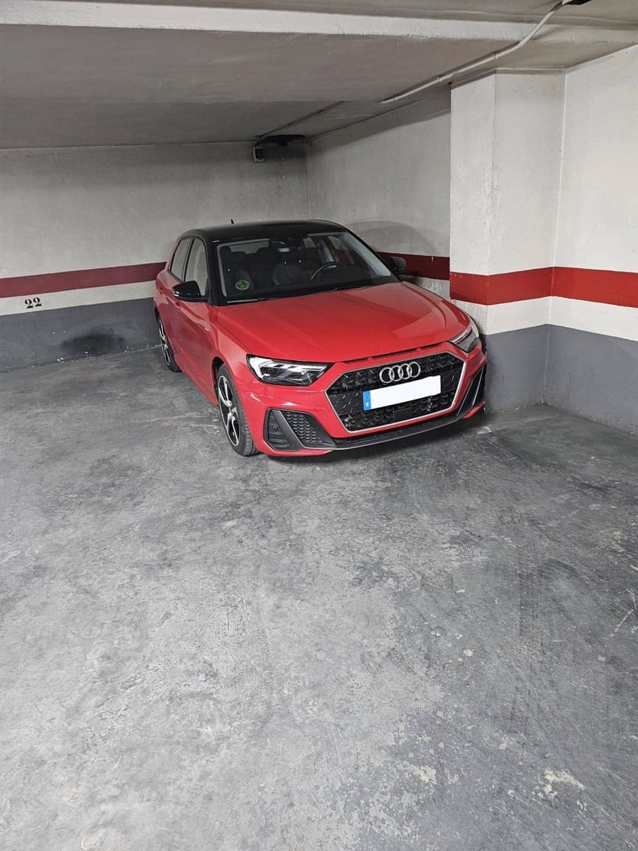 Garage for sale in Valencia city - € 28,000 (Ref: 9780581)