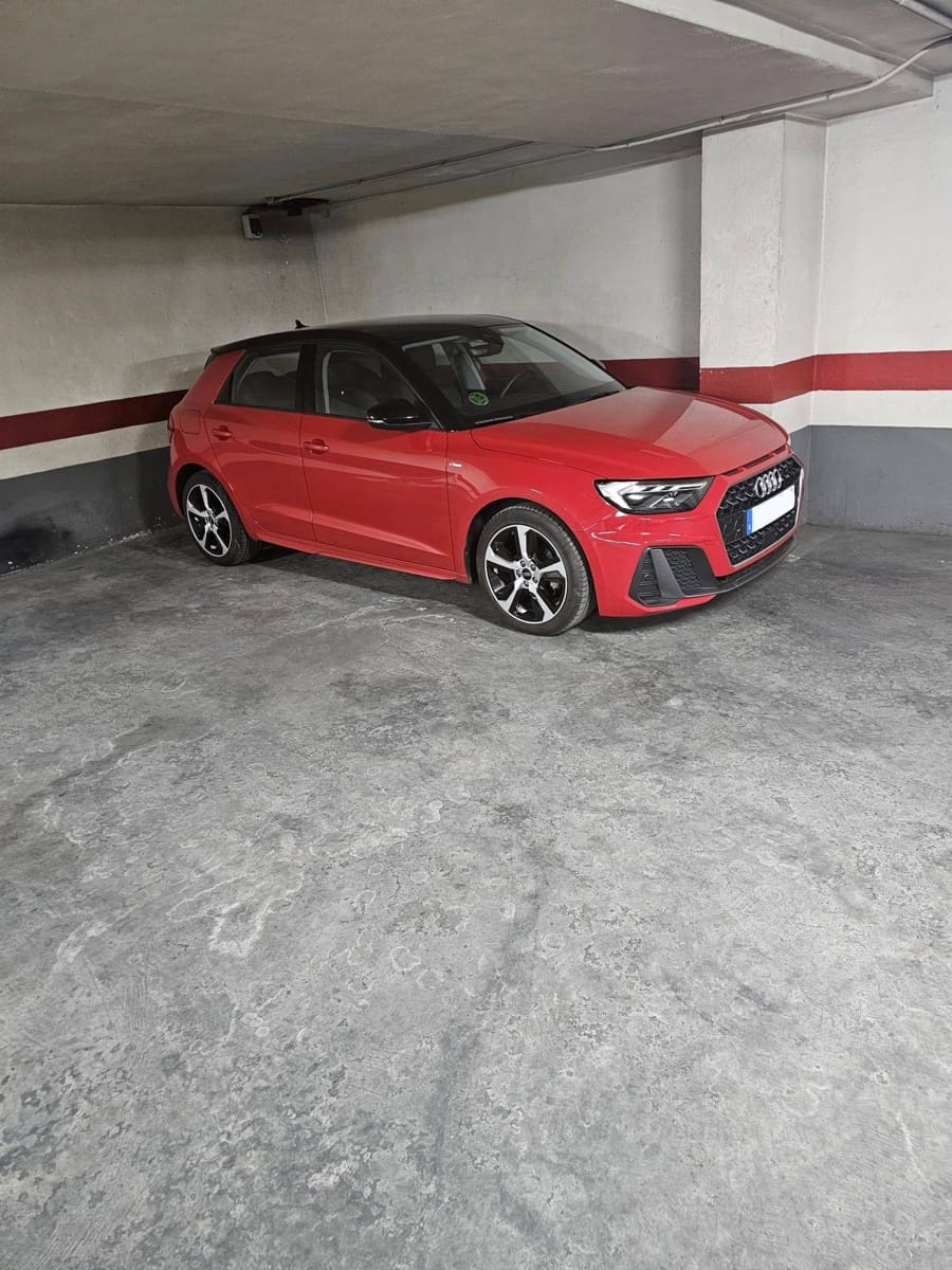 Garage for sale in Valencia city - € 28,000 (Ref: 9780581)