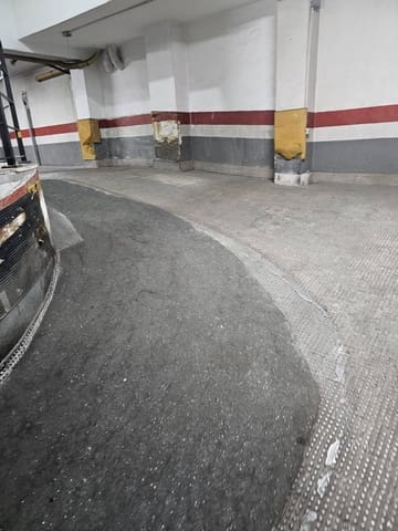 Garage til salg i Arrancapins, Valencia by - € 28.000 (Ref: 9780581)