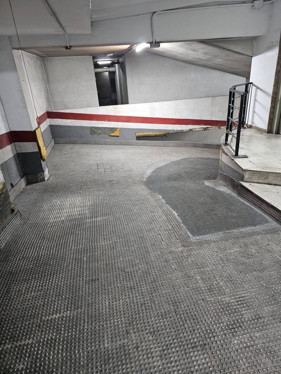 Garage for sale in Valencia city - € 28,000 (Ref: 9780581)