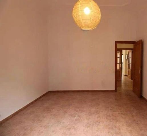 2 slaapkamer Flat te huur in Russafa, Valencia stad - € 1.300 (Ref: 9783157)