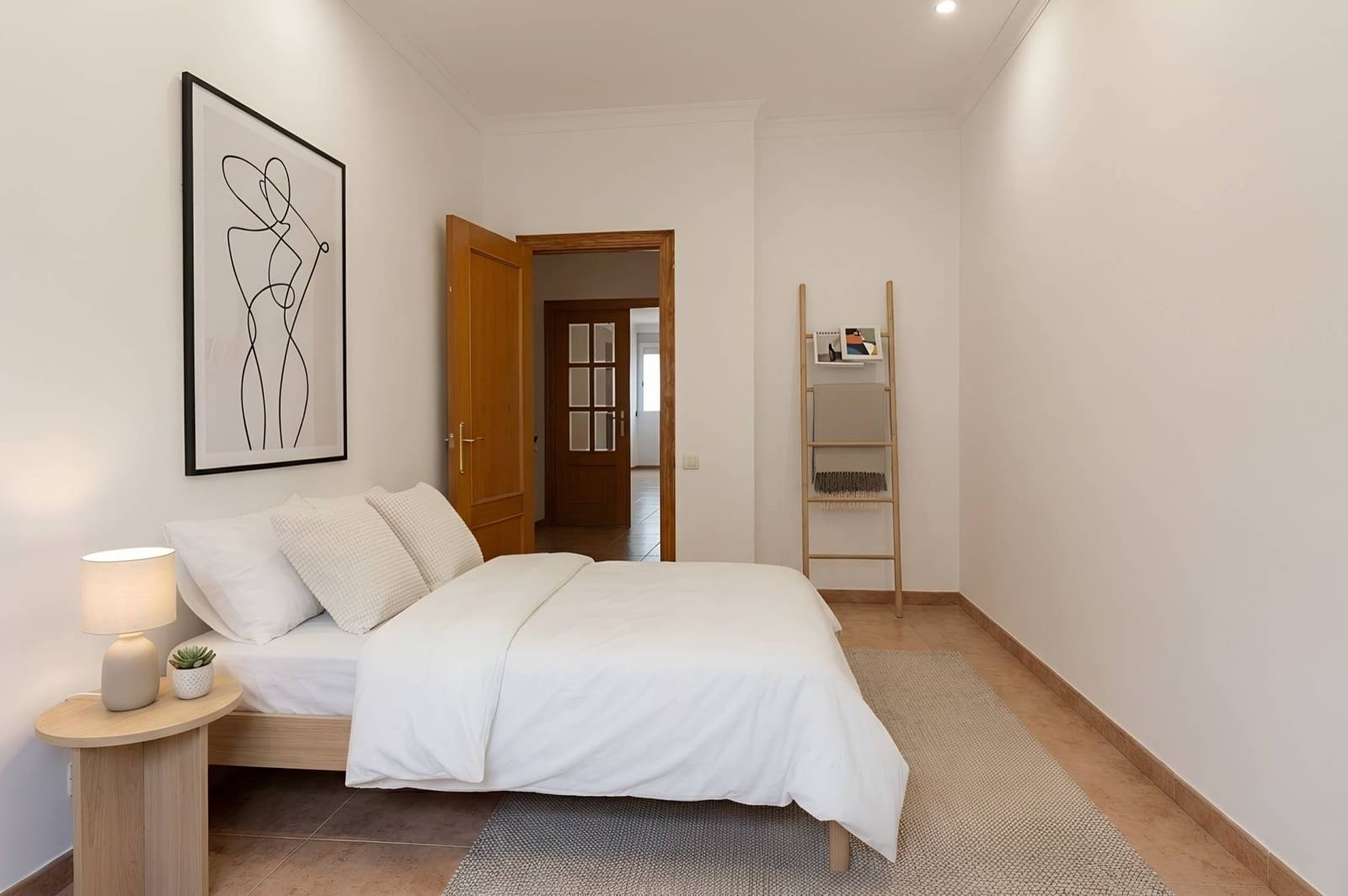2 slaapkamer Flat te huur in Valencia stad - € 1.300 (Ref: 9783157)