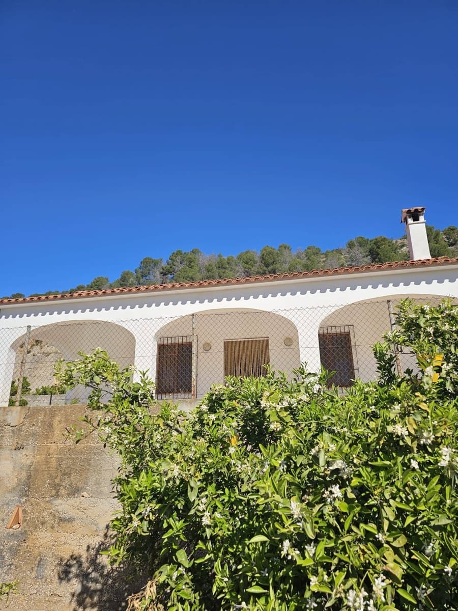 2 sypialnia Finka/Dom wiejski na sprzedaż w Oliva z basenem garażem - 210 000 € (Ref: 9783158)