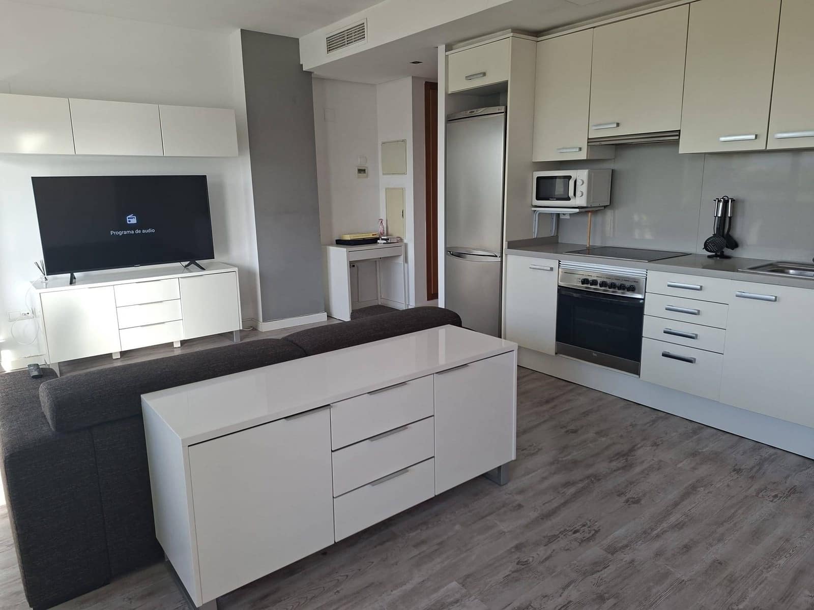 Loft à vendre à Valence ville avec piscine - 235 000 € (Ref: 9794651)