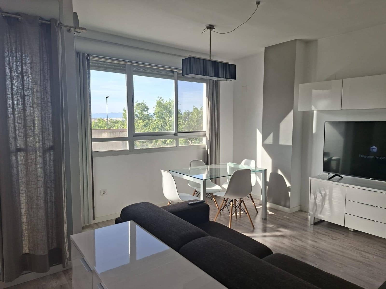 Loft à vendre à Valence ville avec piscine - 235 000 € (Ref: 9794651)