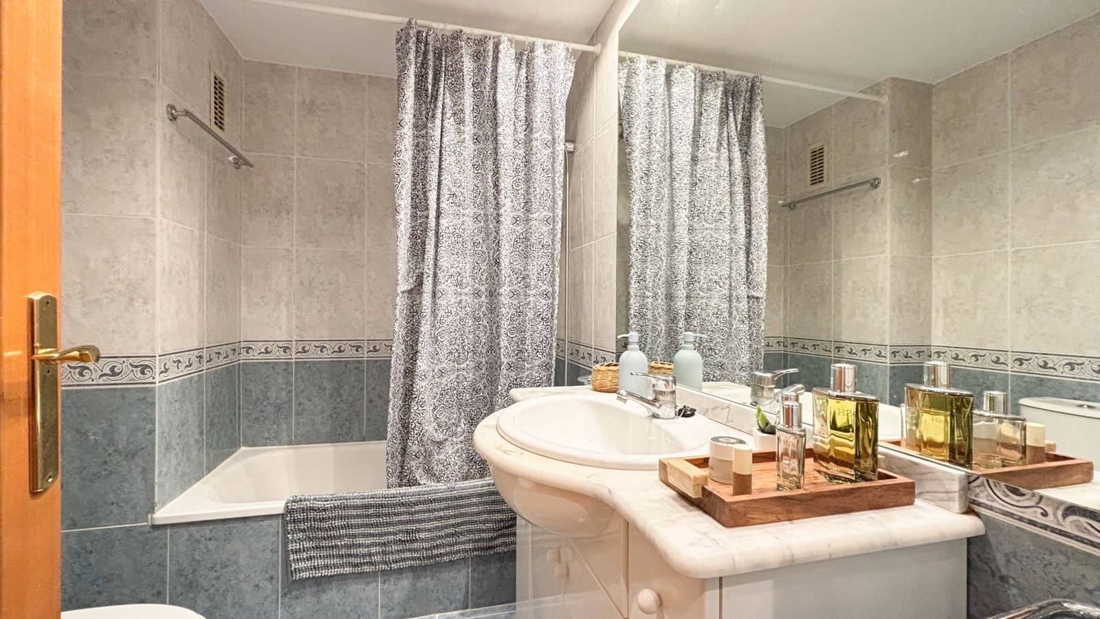 3 slaapkamer Flat te koop in Valencia stad met garage - € 519.000 (Ref: 9807982)
