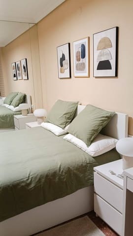 1 sovrum Lägenhet att hyra i Camins al Grau, Valencia stad - 1 200 € (Ref: 9807983)