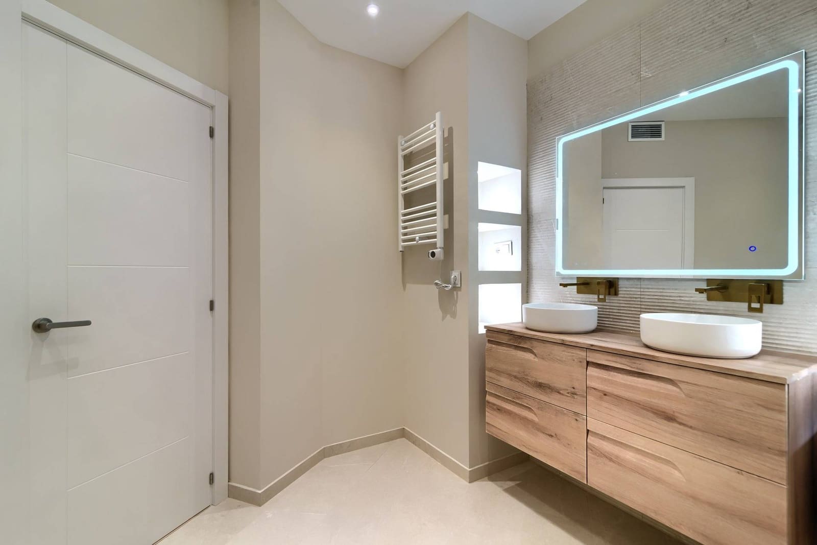 3 chambre Appartement à vendre à Valence ville - 695 000 € (Ref: 9811933)
