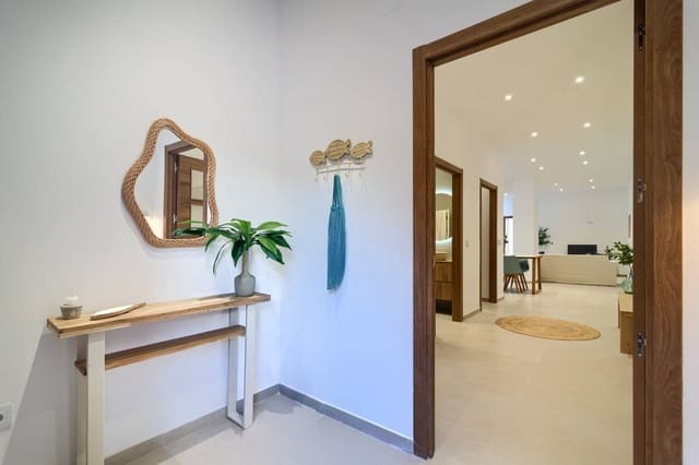 2 soverom Leilighet til salgs i Cabanyal-Canyamelar, Valencia by - € 455 000 (Ref: 9811934)
