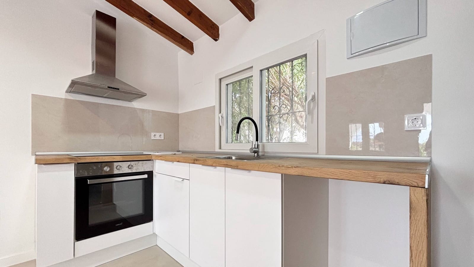 2 slaapkamer Villa te koop in Calpe / Calp met zwembad garage - € 395.000 (Ref: 9818253)