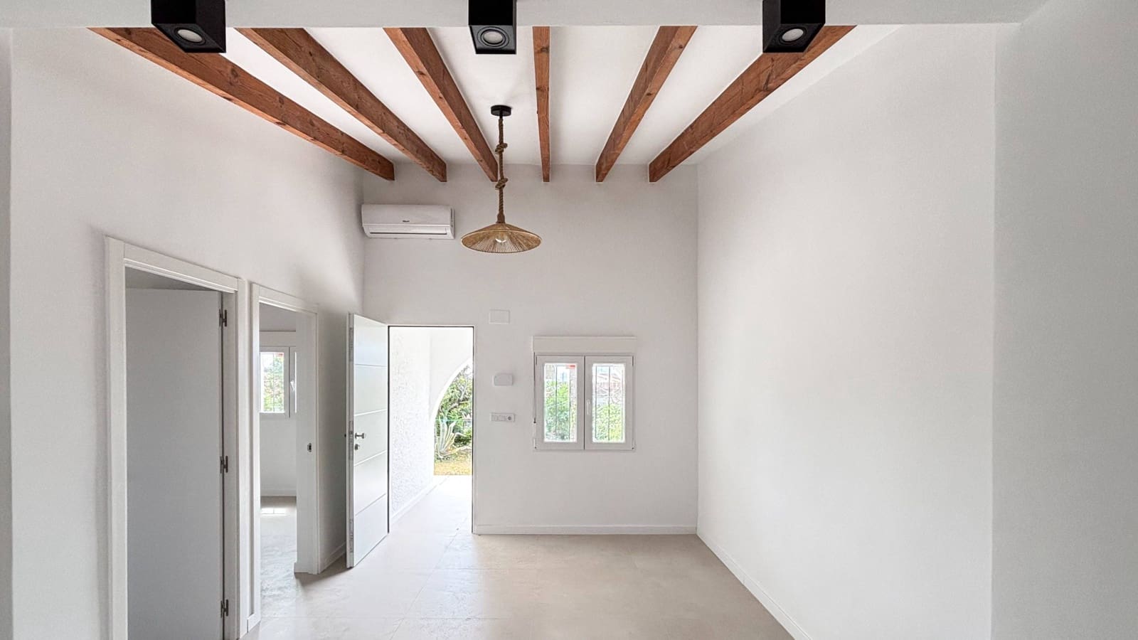 2 slaapkamer Villa te koop in Calpe / Calp met zwembad garage - € 395.000 (Ref: 9818253)