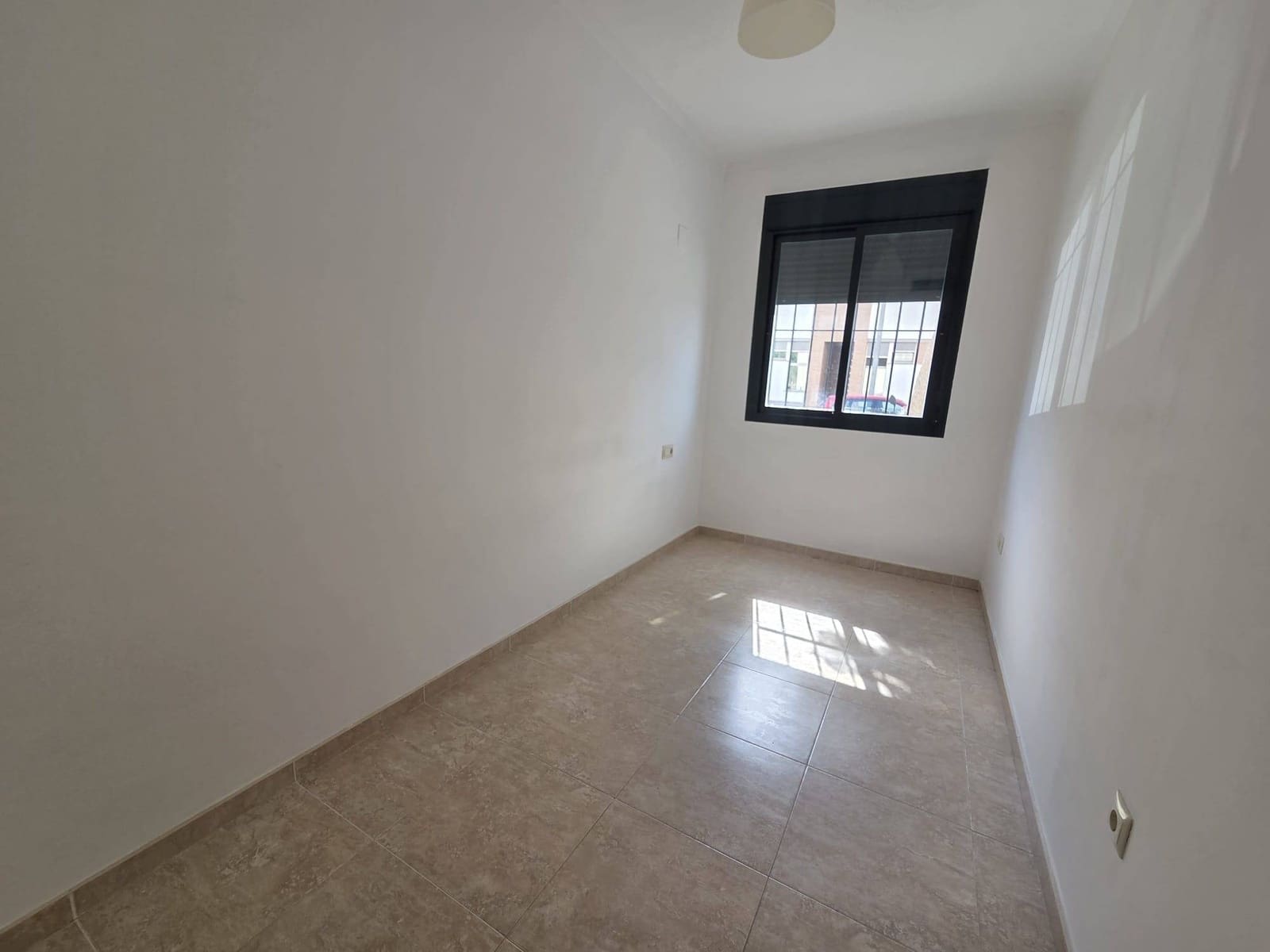 3 soverom Leilighet til salgs i Canet d'En Berenguer med garasje - € 184 000 (Ref: 9833683)